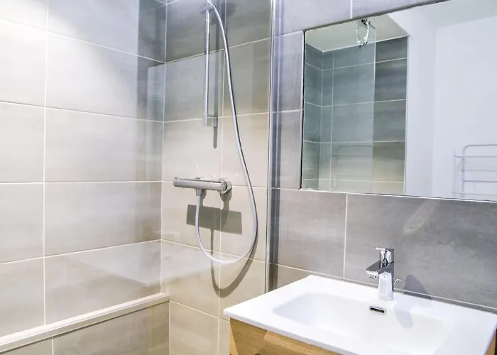 Gentiane-5 By Interhome Apartment *